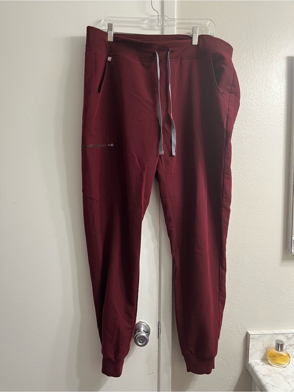 Figs Women's Burgundy Drawstring Joggers with Zip Pocket